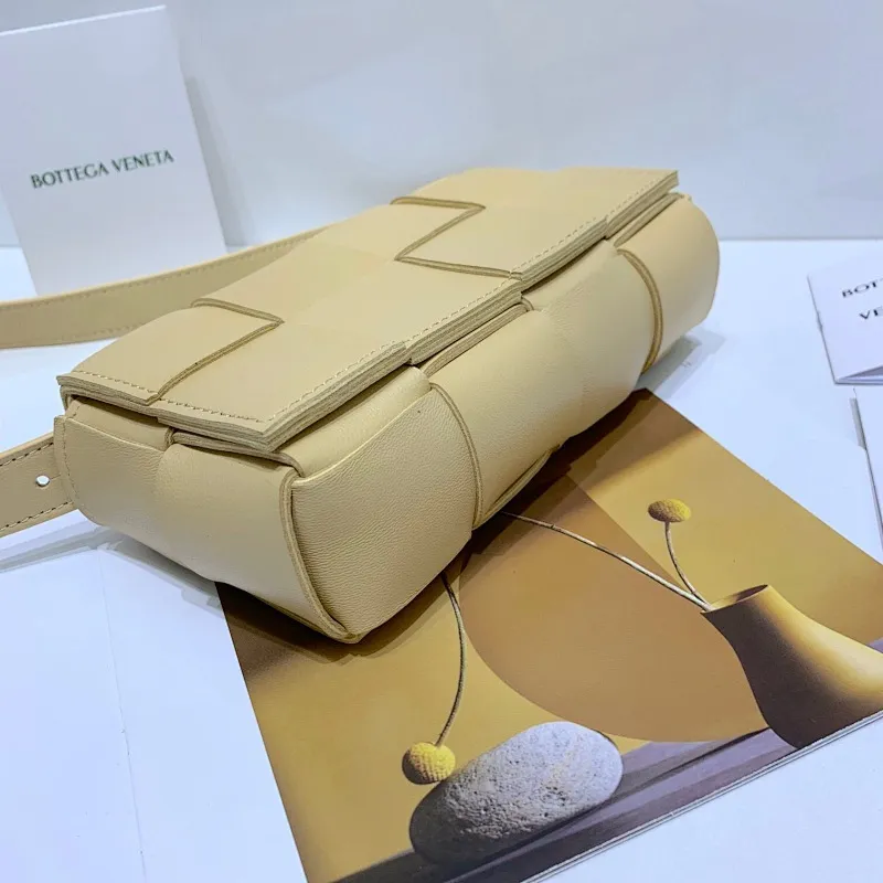 All categories 💚 Authentic bags 💚 BV 2025 new BV crossbody bag
